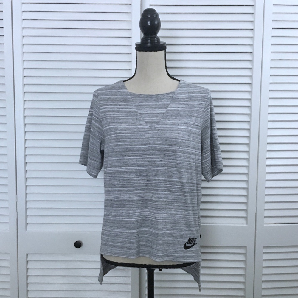 Nike Hi-Low Short Sleeve Shirt